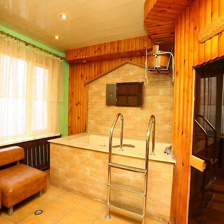 Hotel Bansay Dnipro Esterno foto