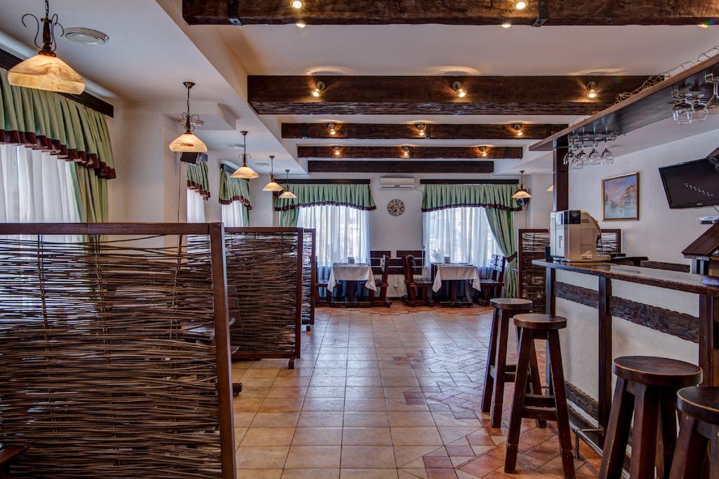 Hotel Bansay Dnipro Esterno foto
