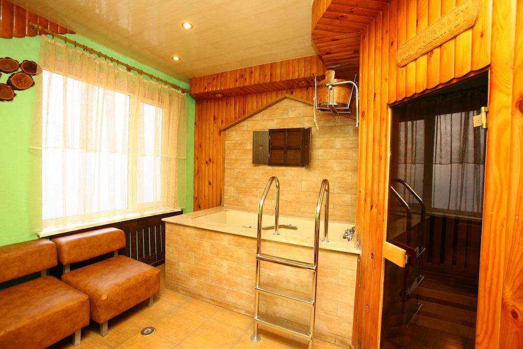 Hotel Bansay Dnipro Esterno foto