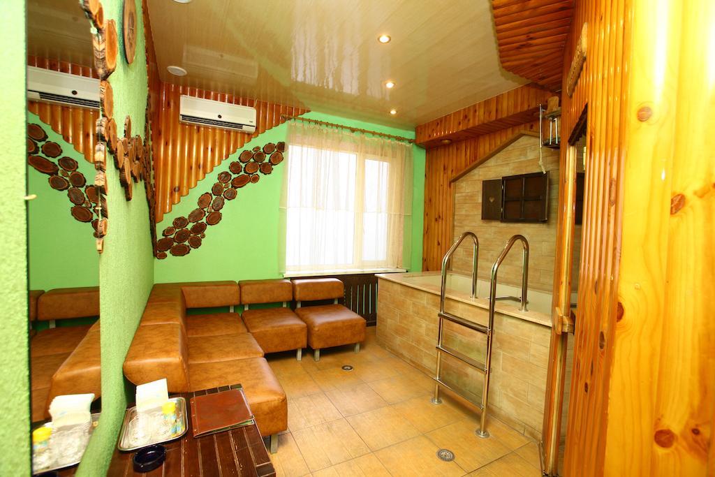 Hotel Bansay Dnipro Esterno foto