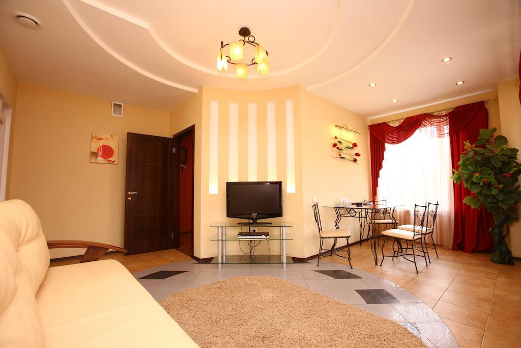 Hotel Bansay Dnipro Esterno foto