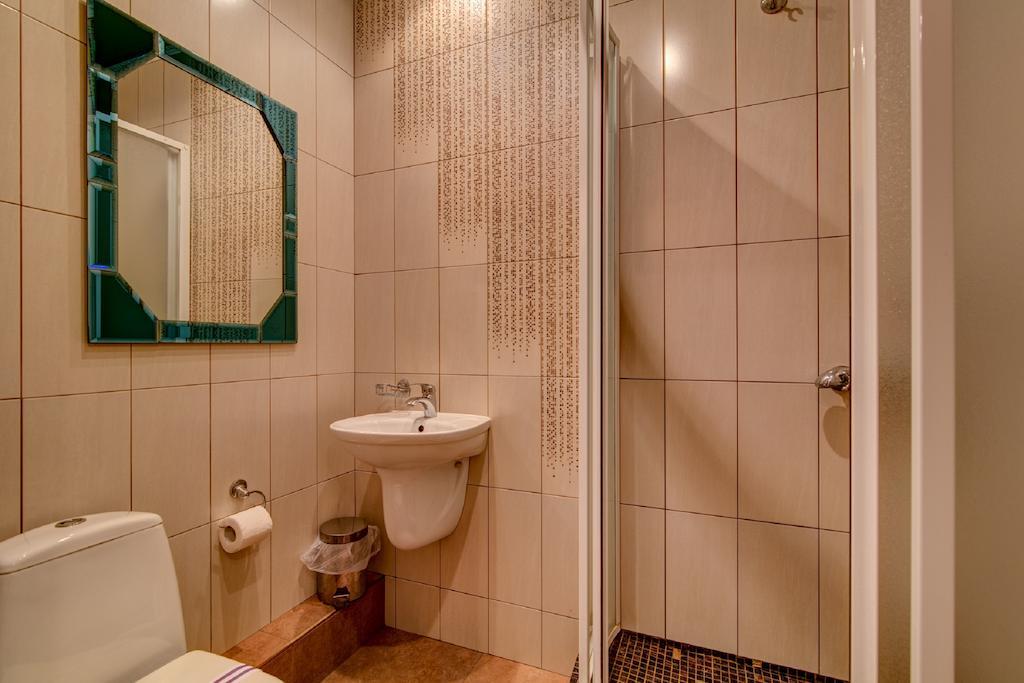 Hotel Bansay Dnipro Esterno foto