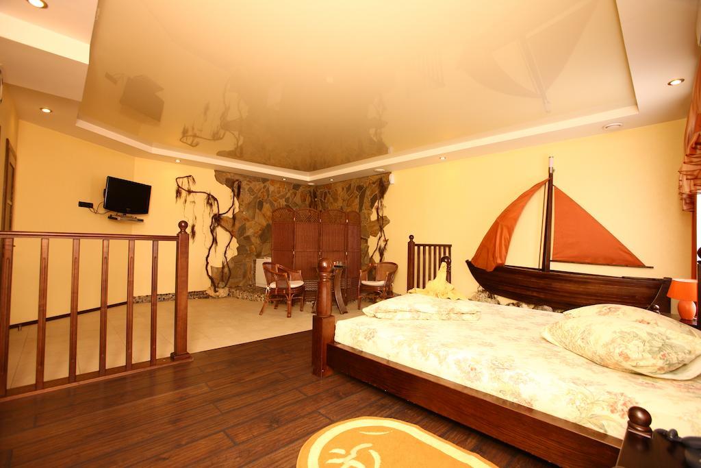 Hotel Bansay Dnipro Esterno foto